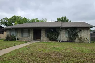 509 Arbor Ln, Lancaster, TX 75134 - Photo 2