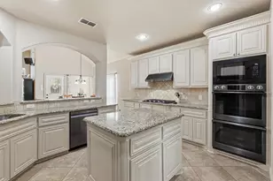 5628 Mount Storm Way, Fort Worth, TX 76179 - Photo 8