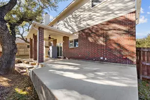 704 Cattail Cir, Harker Heights, TX 76548 - Photo 2