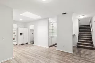 5522 Willow Cir, Fort Worth, TX 76112 - Photo 28