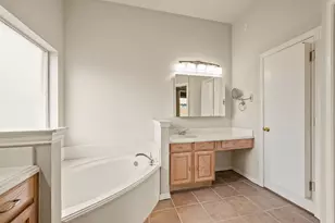 2861 Harvard Ct, Fort Worth, TX 76118 - Photo 22