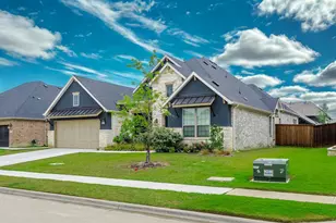 6940 Basket Flower Rd, Flower Mound, TX 76226 - Photo 2