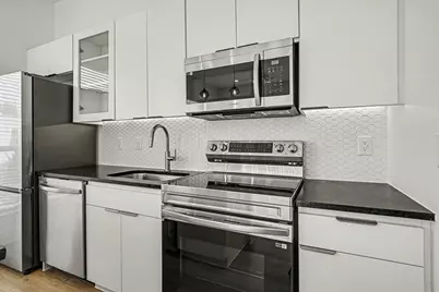 2217 N Fitzhugh Avenue #205, Dallas, TX 75204 - Photo 18