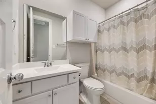 330 Windsor St, Waxahachie, TX 75165 - Photo 12