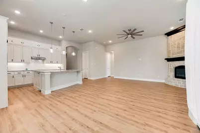 330 Windsor Street, Waxahachie, TX 75165 - Photo 6