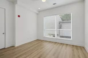 2217 N Fitzhugh Ave, Dallas, TX 75204 - Photo 22