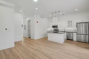 2217 N Fitzhugh Ave, Dallas, TX 75204 - Photo 16