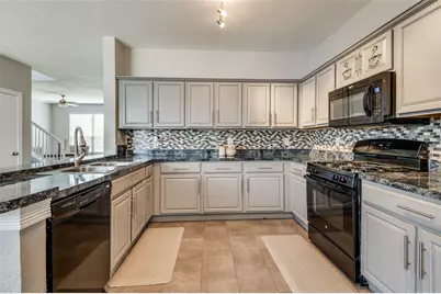 817 Pryor Drive, Arlington, TX 76001 - Photo 24