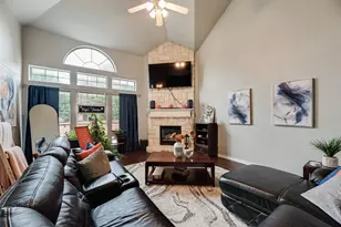1521 Mountain Laurel Ln, DeSoto, TX 75115 - Photo 6