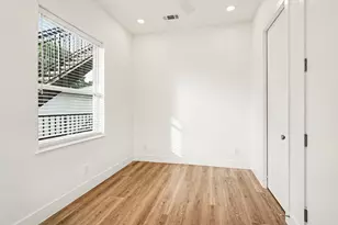 2217 N Fitzhugh Ave, Dallas, TX 75204 - Photo 20