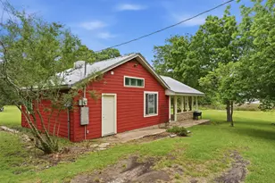 542 W Lake Dr, Weatherford, TX 76087 - Photo 16