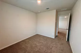 3917 Oakcrest Ln, Princeton, TX 75407 - Photo 18
