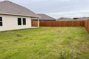 3917 Oakcrest Ln, Princeton, TX 75407 - Photo 24