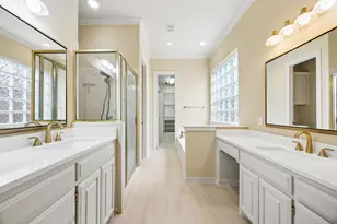 6825 Oak Park Ln, Plano, TX 75023 - Photo 22
