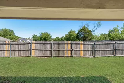 1019 Balkan Drive, Lancaster, TX 75134 - Photo 28