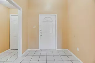 1019 Balkan Dr, Lancaster, TX 75134 - Photo 2