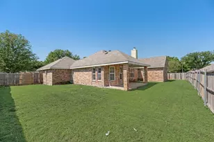 1019 Balkan Dr, Lancaster, TX 75134 - Photo 30