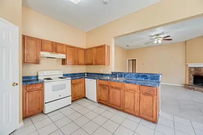 1019 Balkan Drive, Lancaster, TX 75134 - Photo 12