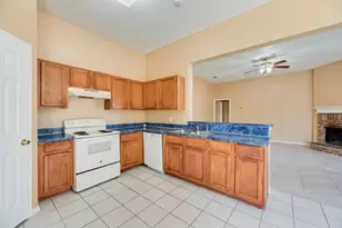 1019 Balkan Dr, Lancaster, TX 75134 - Photo 12