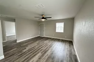 801 Kingdom Cir, Waxahachie, TX 75165 - Photo 8