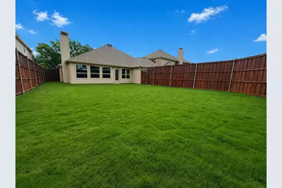 2075 Sunset Lane, Lewisville, TX 75067 - Photo 2