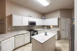 2075 Sunset Ln, Lewisville, TX 75067 - Photo 8