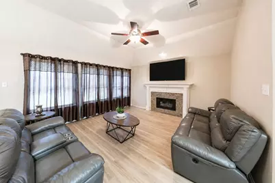 2075 Sunset Lane, Lewisville, TX 75067 - Photo 12