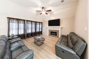 2075 Sunset Ln, Lewisville, TX 75067 - Photo 12