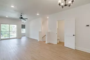 2345 Benbrook Dr, Fort Worth, TX 76110 - Photo 12