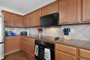 2435 Castle Pines Dr, Burleson, TX 76028 - Photo 10