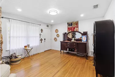 6128 Hollis Avenue, Dallas, TX 75227 - Photo 4