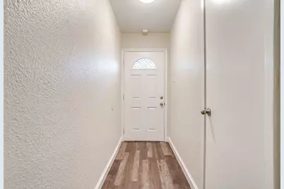 908 Skylark, Mansfield, TX 76063 - Photo 6