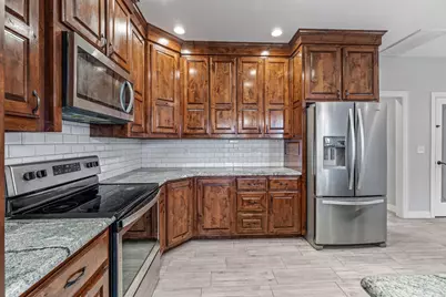 130 Elk Cove, Stephenville, TX 76401 - Photo 14