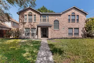 2302 Dana Dr, Rowlett, TX 75088 - Photo 2