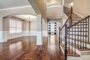 5857 Chatham Ln, The Colony, TX 75056 - Photo 2