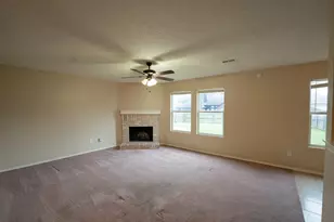 750 Lowe Dr, Cedar Hill, TX 75104 - Photo 2