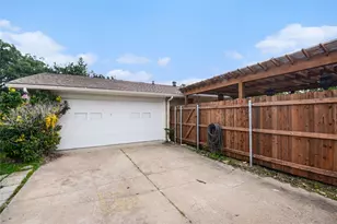 2905 Arcadia Ln, Carrollton, TX 75007 - Photo 30