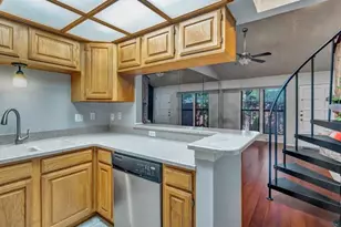 2503 Shady Ridge Dr, Bedford, TX 76021 - Photo 8