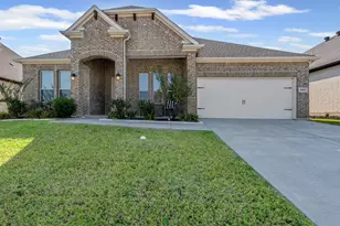 8909 Saddle Free Trl, Fort Worth, TX 76123 - Photo 2