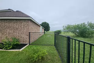 7009 Turnberry Dr, Cleburne, TX 76033 - Photo 8