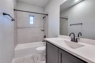 1417 Birds Fort Trail, Arlington, TX 76005 - Photo 18