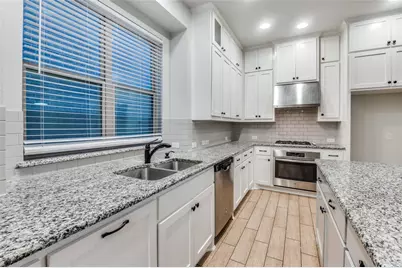 1417 Birds Fort Trail, Arlington, TX 76005 - Photo 4