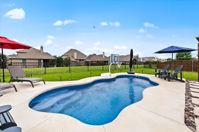 1056 Knoxbridge Road, Forney, TX 75126 - Photo 2