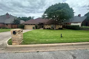 3024 Sweet Briar St, Grapevine, TX 76051 - Photo 4