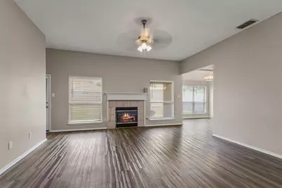 1012 High Crest Drive, Azle, TX 76020 - Photo 2