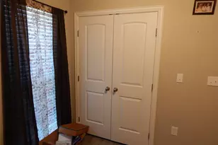 430 Alexander St, Hillsboro, TX 76645 - Photo 16