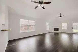 128 Tall Meadow St, Azle, TX 76020 - Photo 4