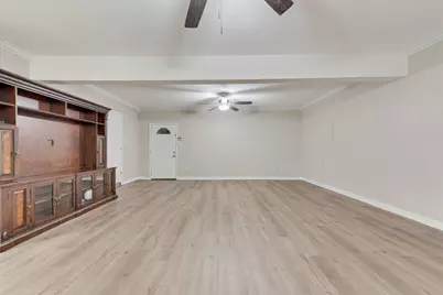 4500 Hacienda Drive, Arlington, TX 76017 - Photo 16
