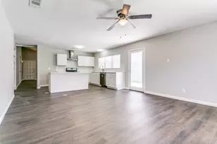 1506 Carnation Dr, Lewisville, TX 75067 - Photo 12