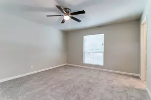 1506 Carnation Dr, Lewisville, TX 75067 - Photo 20